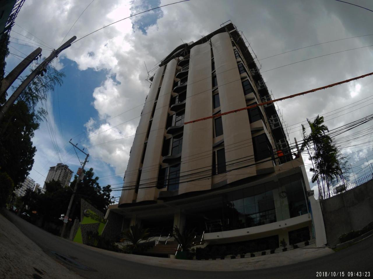 Eastland Hotel And Residences Cebu Extérieur photo